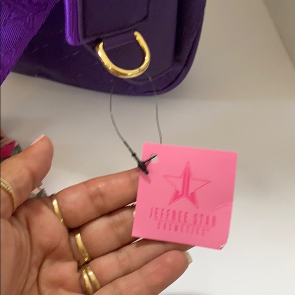 🔥🔥(NWT) JEFFREE STAR 💫 WAIST BAG!!🔥🔥 - Picture 13 of 16